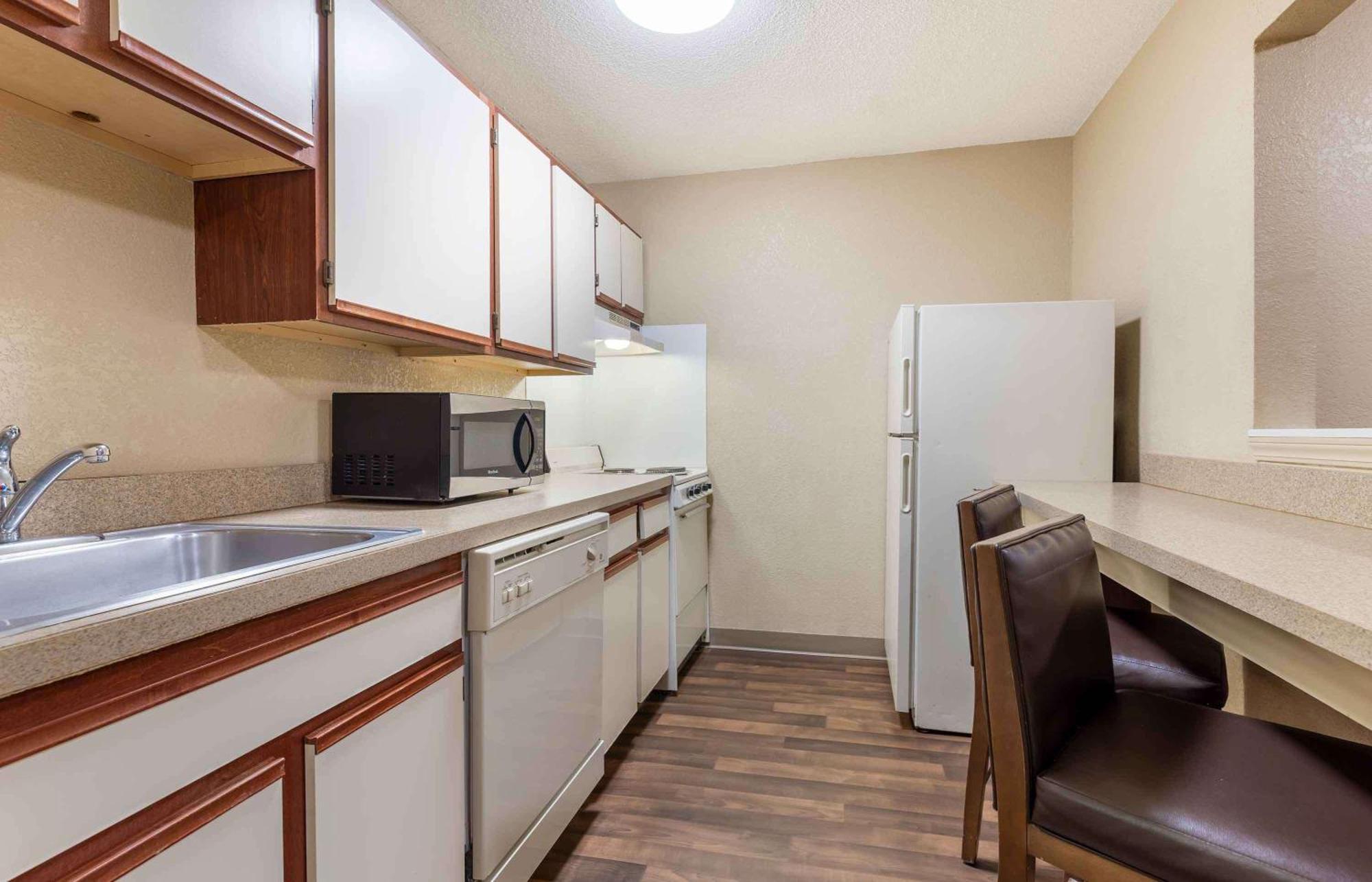 Extended Stay America Select Suites - Memphis - Cordova Экстерьер фото